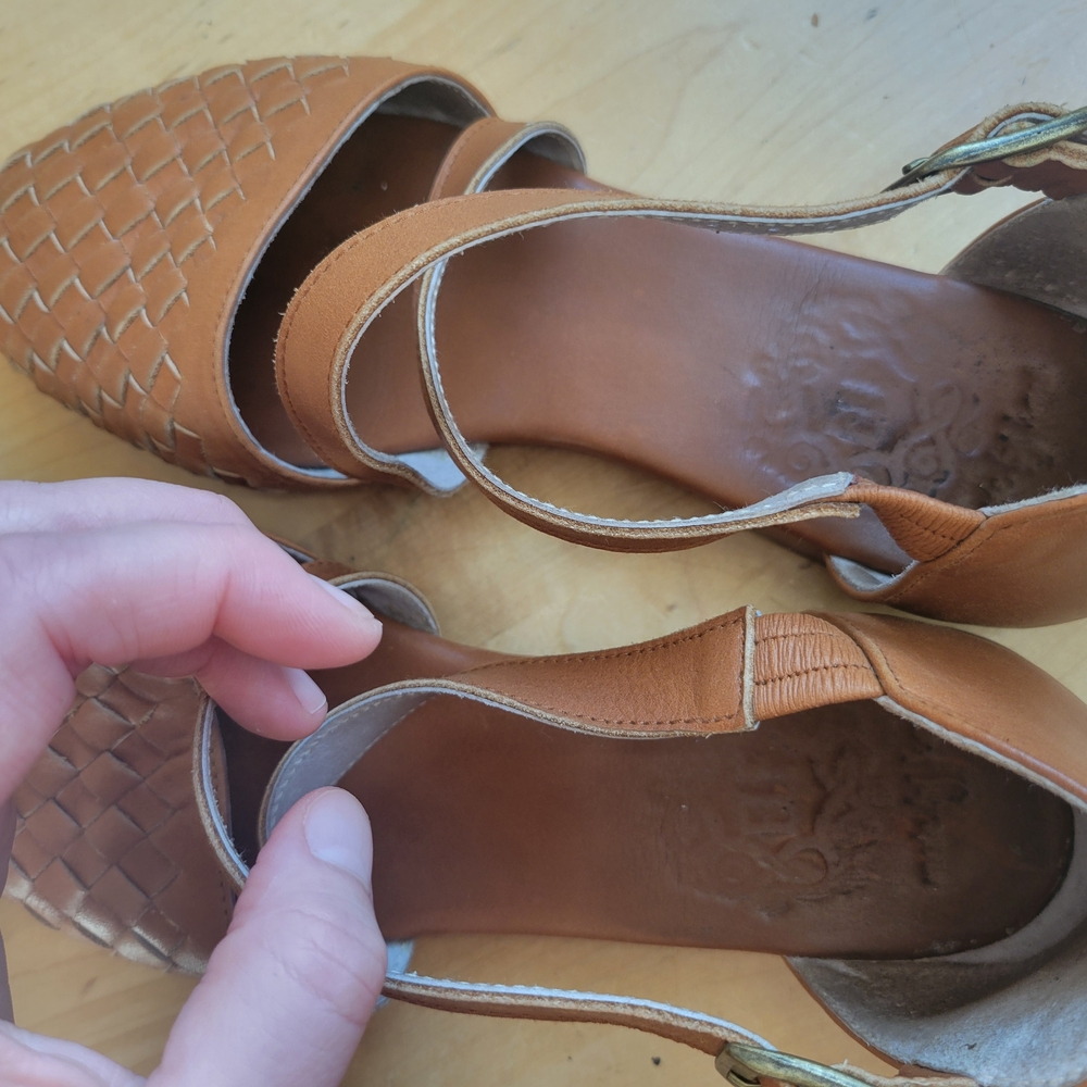 Riviera Brown Leather Flats - Picture 4 of 10
